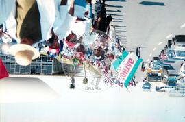 Mobilização em Brasília durante a Jornada Nacional "Acampamento Nacional Eldorado dos Carajás" (Brasília-DF, 03 set. 2001) [fotografia] / Fotógrafo(a) : Gildo Aguiar. -- Ref.: BR-SPMST_MST-SN-CIN_AMP_001918-014392-SJM.