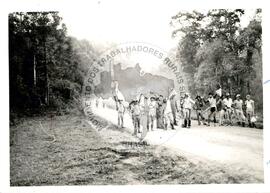 Assentamento "Cantagalo" do MST (Cantagalo-PR, 05 set. 1994) [fotografia] / Fotógrafo(a) : Natália Gaudeda. -- Ref.: BR-SPMST_MST-SN-CIN_AMP_000168-001176-ASS.