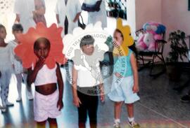 Delegação do MST em Cuba – 40º Aniversário da ANAP (Cuba, 15 mai. 1999) [fotografia] / Fotógrafo(a) : Nilton Viana. -- Ref.: BR-SPMST_MST-SN-CIN_AMP_001043-008379-RIT.