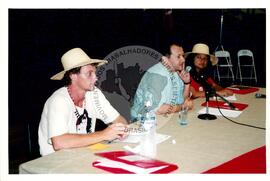 Encontro de Jovens do MST, na Ucicamp, 3o (Campinas-SP, 14 fev. 2001) [fotografia] / Fotógrafo(a) : Douglas Mansur. -- Ref.: BR-SPMST_MST-SN-CIN_AMP_000906-006859-ENJ.