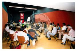 Reunião do 1ª Conselho Político Brasil de Fato (São Paulo (Estado), 14 dez. 2002) [fotografia] / Fotógrafo(a) : Douglas Mansur. -- Ref.: BR-SPMST_MST-SN-CIN_AMP_000674-003829-ARV.