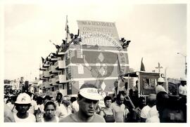Mobilização pelo 1º de Maio (Cuba, [sem data]) [fotografia] / Fotógrafo(a) : Arquivo MST. -- Ref.: BR-SPMST_MST-SN-CIN_AMP_001044-008437-RIT.