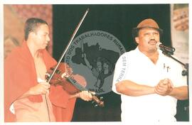 Semana Nacional de Cultura Brasileira e Reforma Agrária (Rio de Janeiro-RJ, 18 mar. 2002) [fotografia] / Fotógrafo(a) : Luciney Martins. -- Ref.: BR-SPMST_MST-SN-CIN_AMP_001812-013199-NDT.