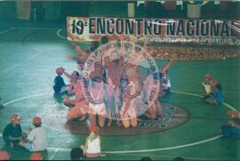 Encontro Estadual do MST, 10o (Belo Horizonte-MG, jan. 2002) [fotografia] / Fotógrafo(a) : Gildo Alves ; Pascoal August. -- Ref.: BR-SPMST_MST-SN-CIN_AMP_000932-007207-ENC.