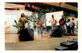 Encontro de Jovens do MST, na Ucicamp, 2o (Campinas-SP, 18 fev. 2000) [fotografia] / Fotógrafo(a) : Milene Medeiros. -- Ref.: BR-SPMST_MST-SN-CIN_AMP_000900-006530-ENJ.