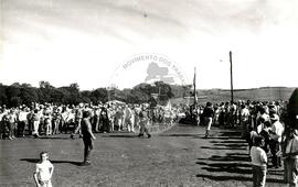 Romaria dos Mártires da Caminhada (São Félix-MT, 11 out. 1986) [fotografia] / Fotógrafo(a) : Douglas Mansur. -- Ref.: BR-SPMST_MST-SN-CIN_AMP_001957-014989-SPR.