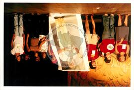 Semana Nacional de Cultura Brasileira e Reforma Agrária (Rio de Janeiro-RJ, 18 mar. 2002) [fotografia] / Fotógrafo(a) : Luciney Martins. -- Ref.: BR-SPMST_MST-SN-CIN_AMP_001813-013224-NDT.