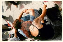 Mobilização (São Paulo-SP, 17 abr. 1988) [fotografia] / Fotógrafo(a) : Douglas Mansur. -- Ref.: BR-SPMST_MST-SN-CIN_AMP_000373-001903-AMT.