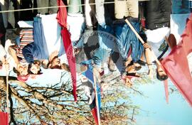 Mobilização em Brasília durante a Jornada Nacional "Acampamento Nacional Eldorado dos Carajás" (Brasília-DF, 03 set. 2001) [fotografia] / Fotógrafo(a) : Gildo Aguiar. -- Ref.: BR-SPMST_MST-SN-CIN_AMP_001918-014415-SJM.