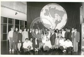 Formatura do Magistério (Santos-SP, jul. 1996) [fotografia] / Fotógrafo(a) : Douglas Mansur. -- Ref.: BR-SPMST_MST-SN-CIN_AMP_000894-006255-EDU.