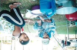 Mobilização em Brasília durante a Jornada Nacional "Acampamento Nacional Eldorado dos Carajás" (Brasília-DF, 03 set. 2001) [fotografia] / Fotógrafo(a) : Gildo Aguiar. -- Ref.: BR-SPMST_MST-SN-CIN_AMP_001918-014441-SJM.