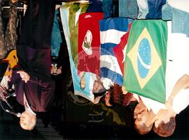 Eduardo Suplicy (Brasil, [sem data]) [fotografia] / Fotógrafo(a) : Arquivo MST ; Débora Lerrer ; Douglas Mansur ; Regina Vilela ; André Vilar. -- Ref.: BR-SPMST_MST-SN-CIN_AMP_001506-011937-PER.