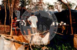 Cone Sul, 1o (Dourados-MS, ago. 1998) [fotografia] / Fotógrafo(a) : Marcial G. Congo. -- Ref.: BR-SPMST_MST-SN-CIN_AMP_000967-007675-ENC.