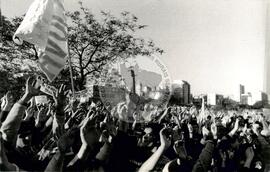 Manifestação Dia do Trabalhador Rural (São Paulo (Estado), 25 jul. 1986) [fotografia] / Fotógrafo(a) : Regina Vilela. -- Ref.: BR-SPMST_MST-SN-CIN_AMP_000369-001782-AMT.
