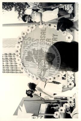 Mobilização pelo 1º de Maio (Cuba, [sem data]) [fotografia] / Fotógrafo(a) : Arquivo MST. -- Ref.: BR-SPMST_MST-SN-CIN_AMP_001044-008452-RIT.