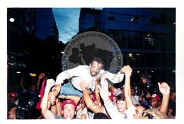 José Rainha Jr. (Brasil, [sem data]) [fotografia] / Fotógrafo(a) : Arquivo MST ; Bernado Magalhães ; Celso Maldes ; Delfim Vieira ; Douglas Mansur ; Eni Nantes da Cruz ; Luis Filho ; Juan Pezzuto ; Sérgio Cardoso. -- Ref.: BR-SPMST_MST-SN-CIN_AMP_001280-010627-LID.