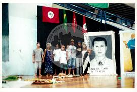 Encontro de Jovens do MST, na Ucicamp, 3o (Campinas-SP, 14 fev. 2001) [fotografia] / Fotógrafo(a) : Douglas Mansur. -- Ref.: BR-SPMST_MST-SN-CIN_AMP_000907-006986-ENJ.