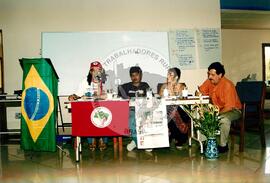 Márcia e Rosana em Encontro de Sistematização de Epxeriências (Nicarágua, 22 jun. 2002) [fotografia] / Fotógrafo(a) : Arquivo MST. -- Ref.: BR-SPMST_MST-SN-CIN_AMP_001053-008501-RIT.