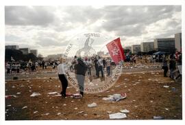 Marcha dos Cem Mil (Distrito Federal (Brasil), [sem data]) [fotografia] / Fotógrafo(a) : Luciney Martins. -- Ref.: BR-SPMST_MST-SN-CIN_AMP_001401-011258-MAC.