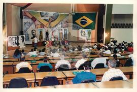 Consulta Popular (Itaci-SP, 08 dez. 1997) [fotografia] / Fotógrafo(a) : Douglas Mansur. -- Ref.: BR-SPMST_MST-SN-CIN_AMP_001952-014813-SPR.