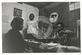 Curso de Comunicação de Radialista (Brasil, [sem data]) [fotografia] / Fotógrafo(a) : André Alexandre ; [sem autoria]. -- Ref.: BR-SPMST_MST-SN-CIN_AMP_000871-006152-CUR.