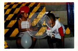 Encontro de Jovens do MST, na Ucicamp, 2o (Campinas-SP, 18 fev. 2000) [fotografia] / Fotógrafo(a) : Milene Medeiros. -- Ref.: BR-SPMST_MST-SN-CIN_AMP_000900-006525-ENJ.