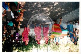 Semana Nacional de Cultura Brasileira e Reforma Agrária (Rio de Janeiro-RJ, 18 mar. 2002) [fotografia] / Fotógrafo(a) : Luciney Martins. -- Ref.: BR-SPMST_MST-SN-CIN_AMP_001819-013547-NDT.