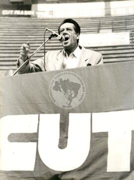 Parizotti (Brasil, [sem data]) [fotografia] / Fotógrafo(a) : Gráfica Peres. -- Ref.: BR-SPMST_MST-SN-CIN_AMP_000785-005066-CSS.