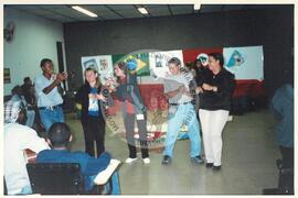 Encontro Nacional de Secretarias, 2o (Cajamar-SP, 09 jul. 2001) [fotografia] / Fotógrafo(a) : Leticia Barqueta. -- Ref.: BR-SPMST_MST-SN-CIN_AMP_000950-007455-ENC.