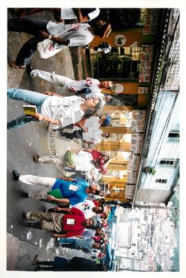 Semana Nacional de Cultura Brasileira e Reforma Agrária (Rio de Janeiro-RJ, 18 mar. 2002) [fotografia] / Fotógrafo(a) : Luciney Martins. -- Ref.: BR-SPMST_MST-SN-CIN_AMP_001824-013860-NDT.