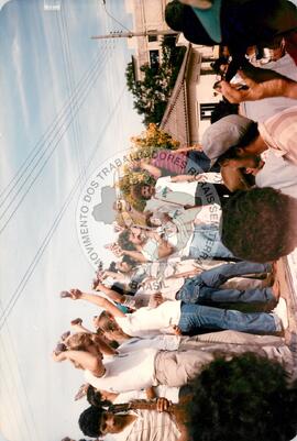 Encontro Estadual de Acampados e Assentados, 1o e 2o (Caçador-SC, 1988 e 1989) [fotografia] / Fotógrafo(a) : Arquivo MST ; Chiquinho ; Douglas Mansur ; Vanderlita. -- Ref.: BR-SPMST_MST-SN-CIN_AMP_001947-014691-ACS.