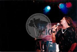 Festival da Reforma Agrária, 1o (Palmeiras das Missões-RS, 04 fev. 1999) [fotografia] / Fotógrafo(a) : Claudio Foschiera. -- Ref.: BR-SPMST_MST-SN-CIN_AMP_000806-005249-CUL.