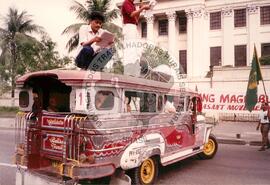 Filipinas (Filipinas, 24 abr. 1994) [fotografia] / Fotógrafo(a) : Douglas Mansur. -- Ref.: BR-SPMST_MST-SN-CIN_AMP_001135-009410-RIT.