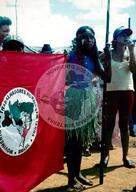 Acampamento " Nova Canudos" do MST (Porto Feliz-SP, 1999) [fotografia] / Fotógrafo(a) : Douglas Mansur. -- Ref.: BR-SPMST_MST-SN-CIN_AMP_000048-000368-ACP.