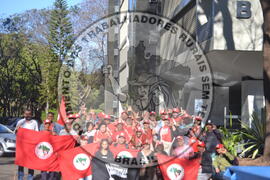 [Título n/d] : lote nº 002, pasta nº 000105, doc. nº 000245 [imagem] / Fotógrafo(a) : [autoria n/d].