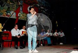 Congresso Nacional do MST, 3o (Distrito Federal (Brasil), 25 jul. 1995) [fotografia] / Fotógrafo(a) : Douglas Mansur ; Débora Lerrer. -- Ref.: BR-SPMST_MST-SN-CIN_AMP_000708-004397-CGR.