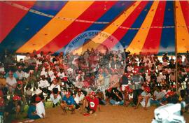 Mobilização em Brasília durante a Jornada Nacional "Acampamento Nacional Eldorado dos Carajás" (Brasília-DF, 03 set. 2001) [fotografia] / Fotógrafo(a) : Gildo Aguiar. -- Ref.: BR-SPMST_MST-SN-CIN_AMP_001918-014412-SJM.