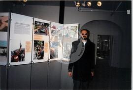 Exposição de fotos do MST na Biblioteca da Universidade de Fribourg (Friburgo (Suíça), [sem data]) [fotografia] / Fotógrafo(a) : Frei Ildo. -- Ref.: BR-SPMST_MST-SN-CIN_AMP_001125-009291-RIT.