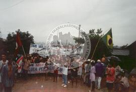 Mobilização dos Sem Terra (Pernambuco, 1996) [fotografia] / Fotógrafo(a) : Arquivo MST. -- Ref.: BR-SPMST_MST-SN-CIN_AMP_000545-003063-AMT.