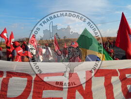 [Título n/d] : lote nº 002, pasta nº 000102, doc. nº 000012 [imagem] / Fotógrafo(a) : [autoria n/d].