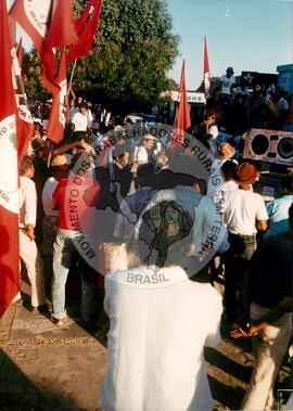 Manifestações (Maranhão, [sem data]) [fotografia] / Fotógrafo(a) : B. Meireles. -- Ref.: BR-SPMST_MST-SN-CIN_AMP_000531-002997-AMT.