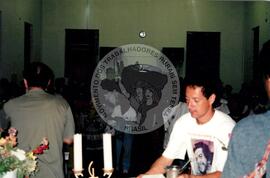 Acampamento "Nova Canudos" do MST (Porto Feliz-SP, fev. 1999) [fotografia] / Fotógrafo(a) : Douglas Mansur. -- Ref.: BR-SPMST_MST-SN-CIN_AMP_000047-000352-ACP.