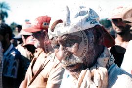 Acampamento "Margarida Alves" do MST (Rio Brilhante-MS, 25 abr. 1999) [fotografia] / Fotógrafo(a) : Marcide G. Congo. -- Ref.: BR-SPMST_MST-SN-CIN_AMP_000024-000096-ACP.