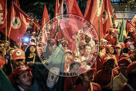 [Título n/d] : lote nº 002, pasta nº 000106, doc. nº 000013 [imagem] / Fotógrafo(a) : [autoria n/d].