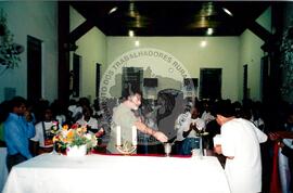 Acampamento "Nova Canudos" do MST (Porto Feliz-SP, fev. 1999) [fotografia] / Fotógrafo(a) : Douglas Mansur. -- Ref.: BR-SPMST_MST-SN-CIN_AMP_000047-000355-ACP.