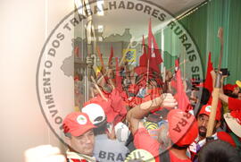 [Título n/d] : lote nº 002, pasta nº 000070, doc. nº 000100 [imagem] / Fotógrafo(a) : [autoria n/d].