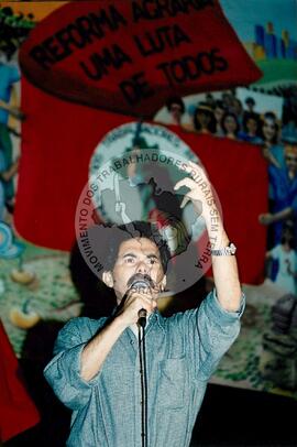 Congresso Nacional do MST, 3o (Distrito Federal (Brasil), 25 jul. 1995) [fotografia] / Fotógrafo(a) : Débora Lerrer. -- Ref.: BR-SPMST_MST-SN-CIN_AMP_000705-004279-CGR.