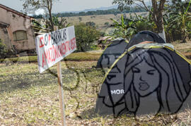 [Título n/d] : lote nº 002, pasta nº 000099, doc. nº 000015 [imagem] / Fotógrafo(a) : [autoria n/d].