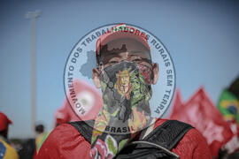 [Título n/d] : lote nº 002, pasta nº 000107, doc. nº 000019 [imagem] / Fotógrafo(a) : [autoria n/d].