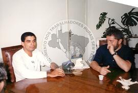 Encontro de Diolinda com personalidades no presídio Carandiru (São Paulo-SP, nov. 1995) [fotografia] / Fotógrafo(a) : [sem autoria] ; Renata Jubram. -- Ref.: BR-SPMST_MST-SN-CIN_AMP_000670-003797-ARV.